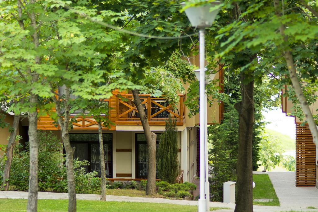 Holiday Village Лозенец Экстерьер фото