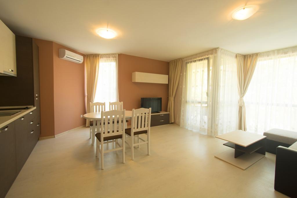 Holiday Village Лозенец Экстерьер фото