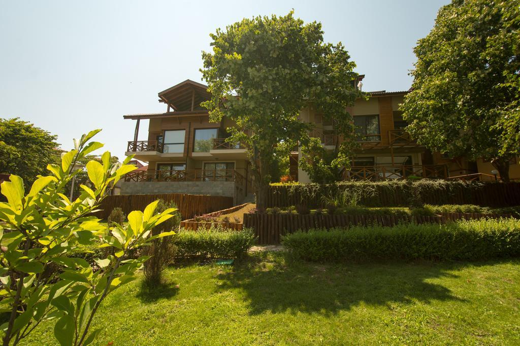 Holiday Village Лозенец Экстерьер фото