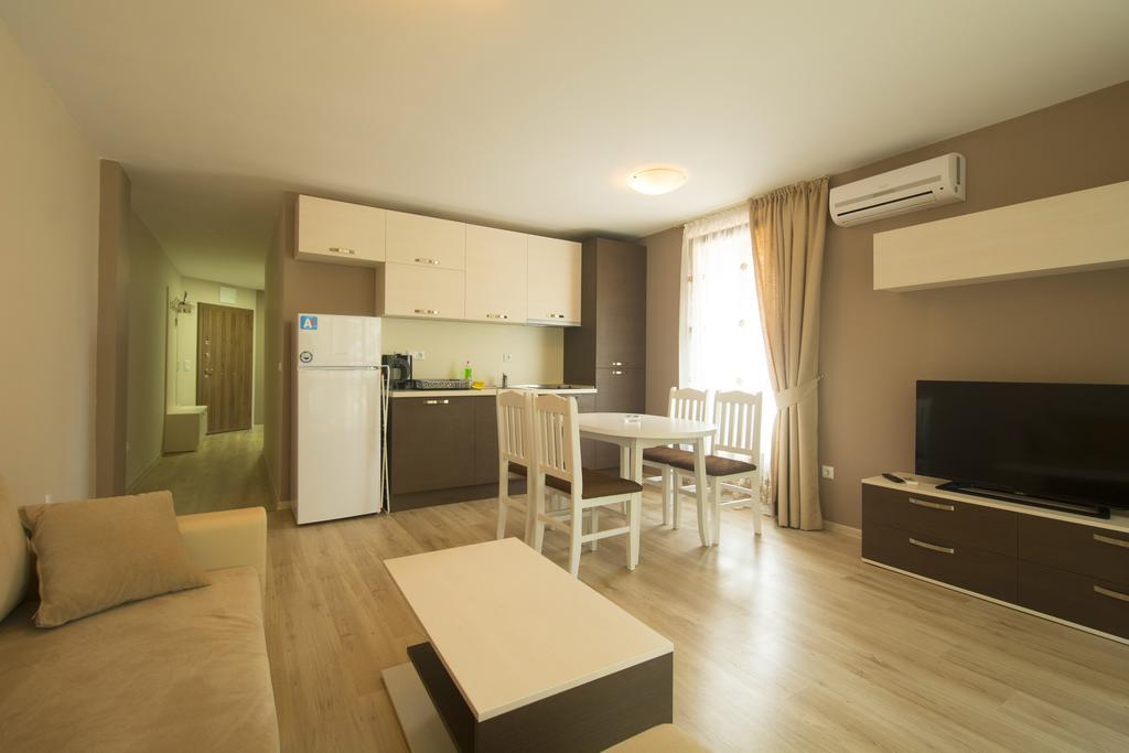Holiday Village Лозенец Экстерьер фото